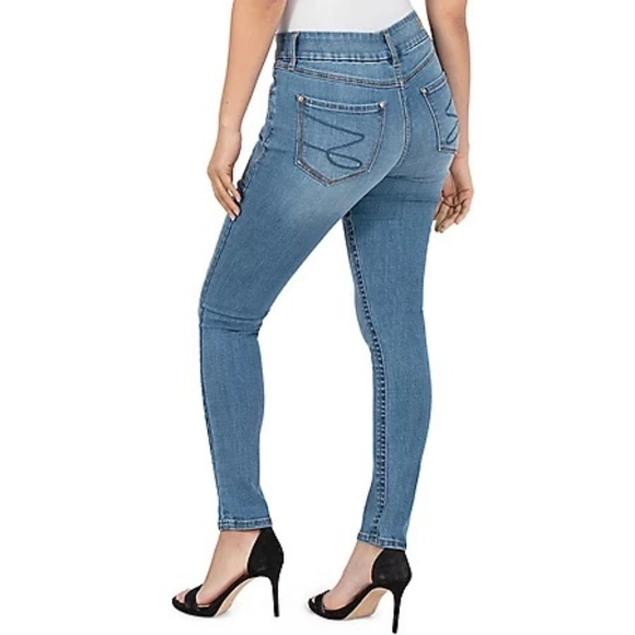 NWT Seven7 Womens 6 Tummyless High Rise Distressed Skinny Jeans - Picture 3 of 6